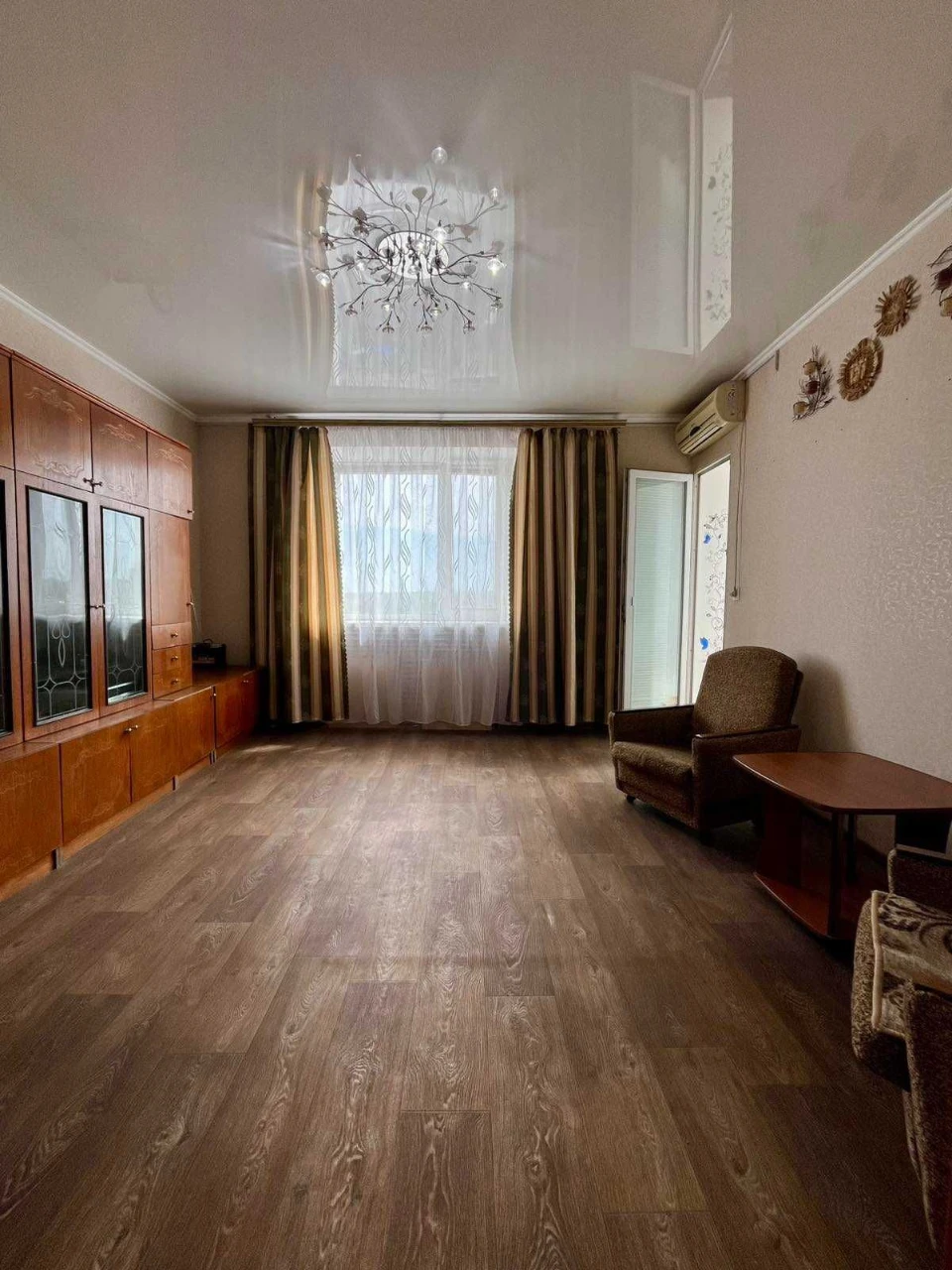 Spacious 2-bedroom apartment for sale in the heart of Smal