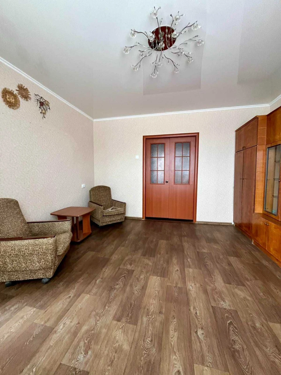 Spacious 2-bedroom apartment for sale in the heart of Smal