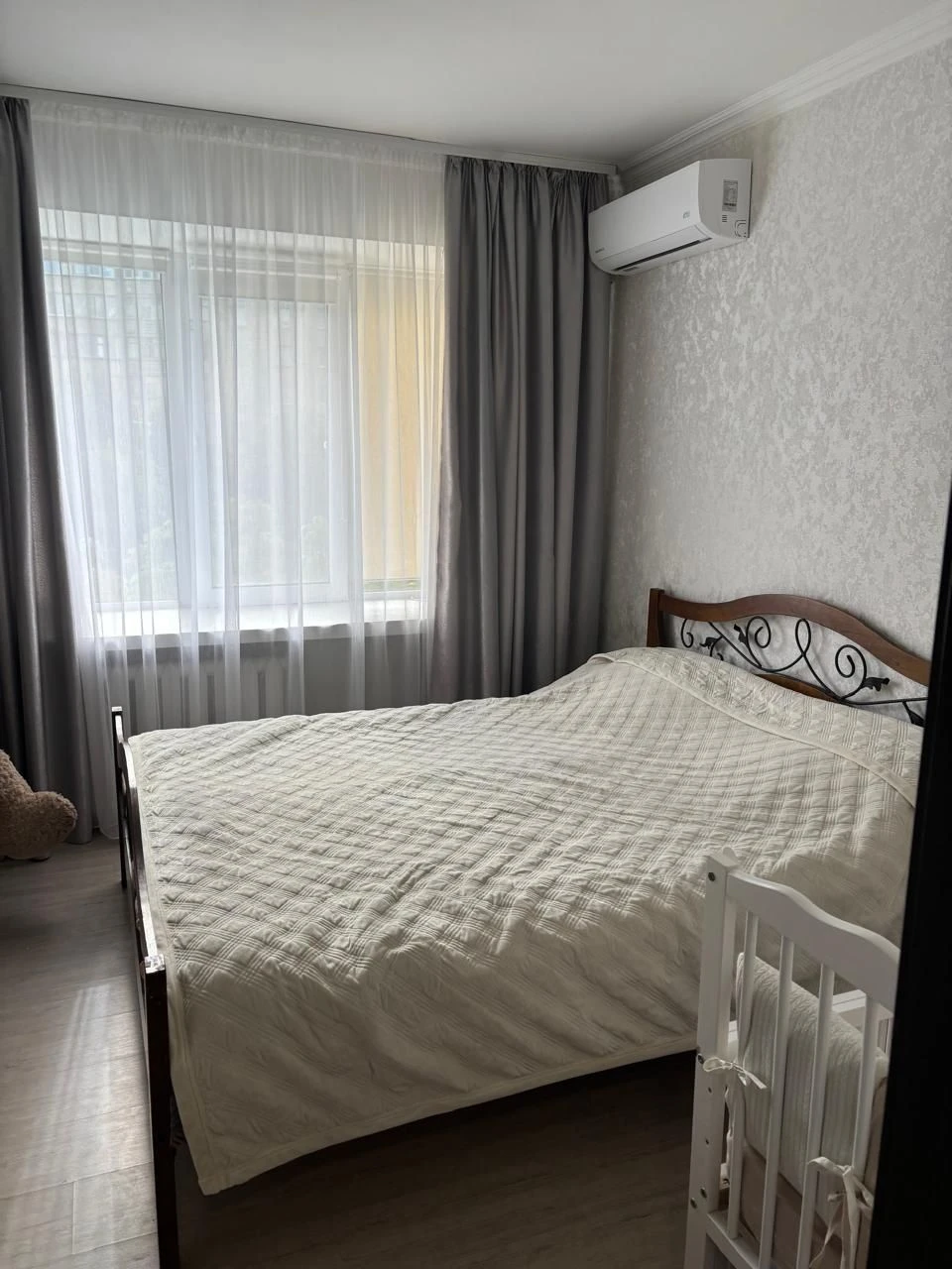 Sale of a 3-room apartment in the center of Smila