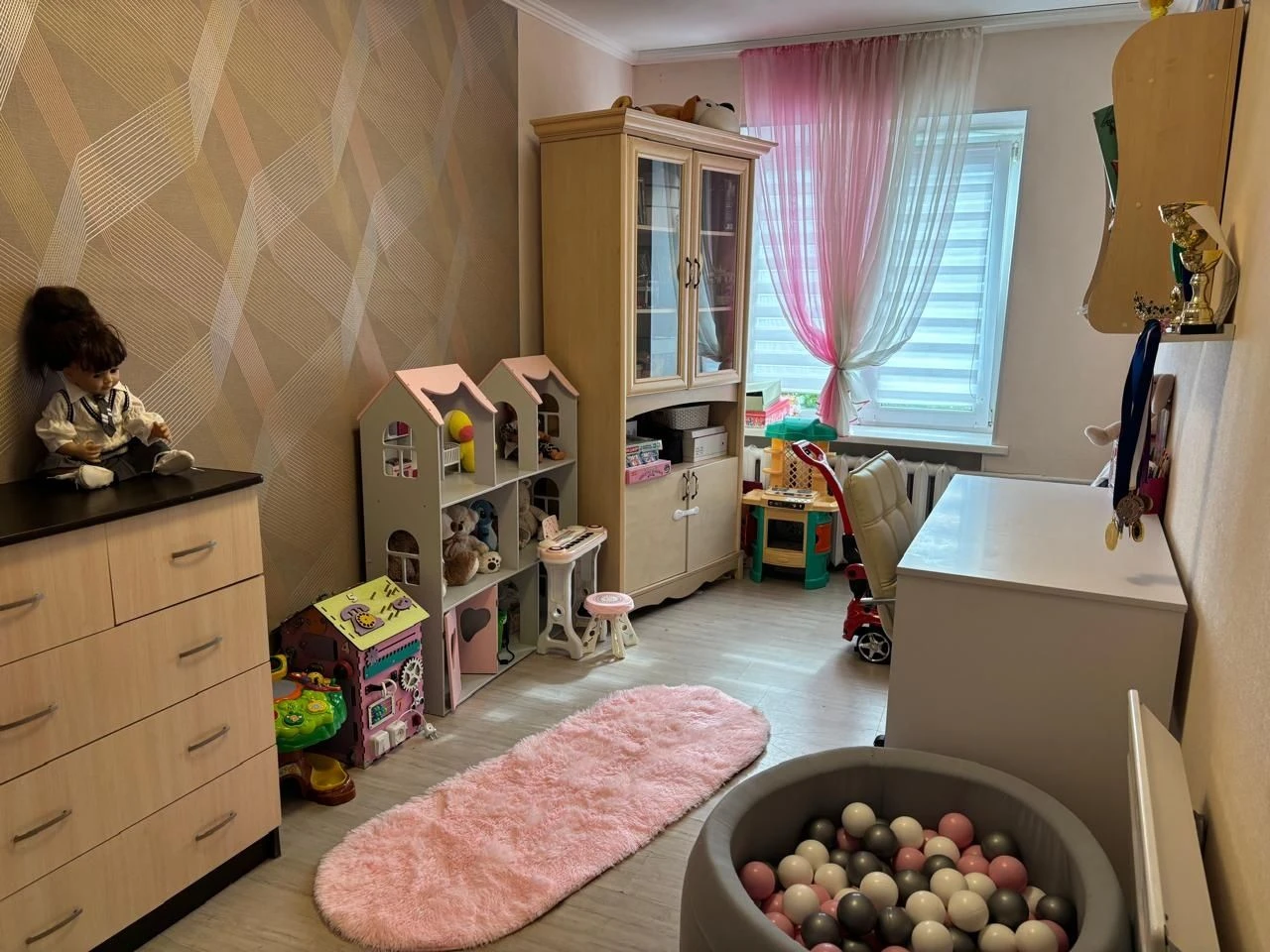 Sale of a 3-room apartment in the center of Smila