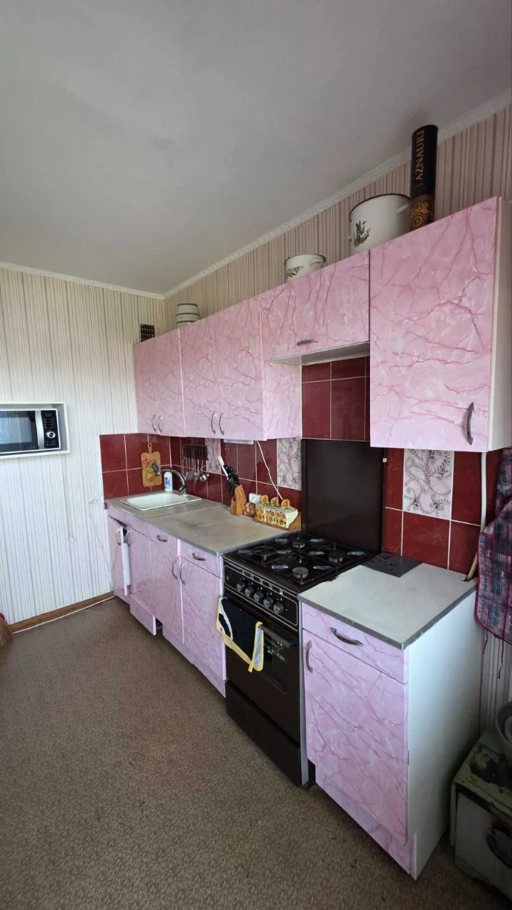 Sale of a 2-room apartment in the city of Smila - Come and live!