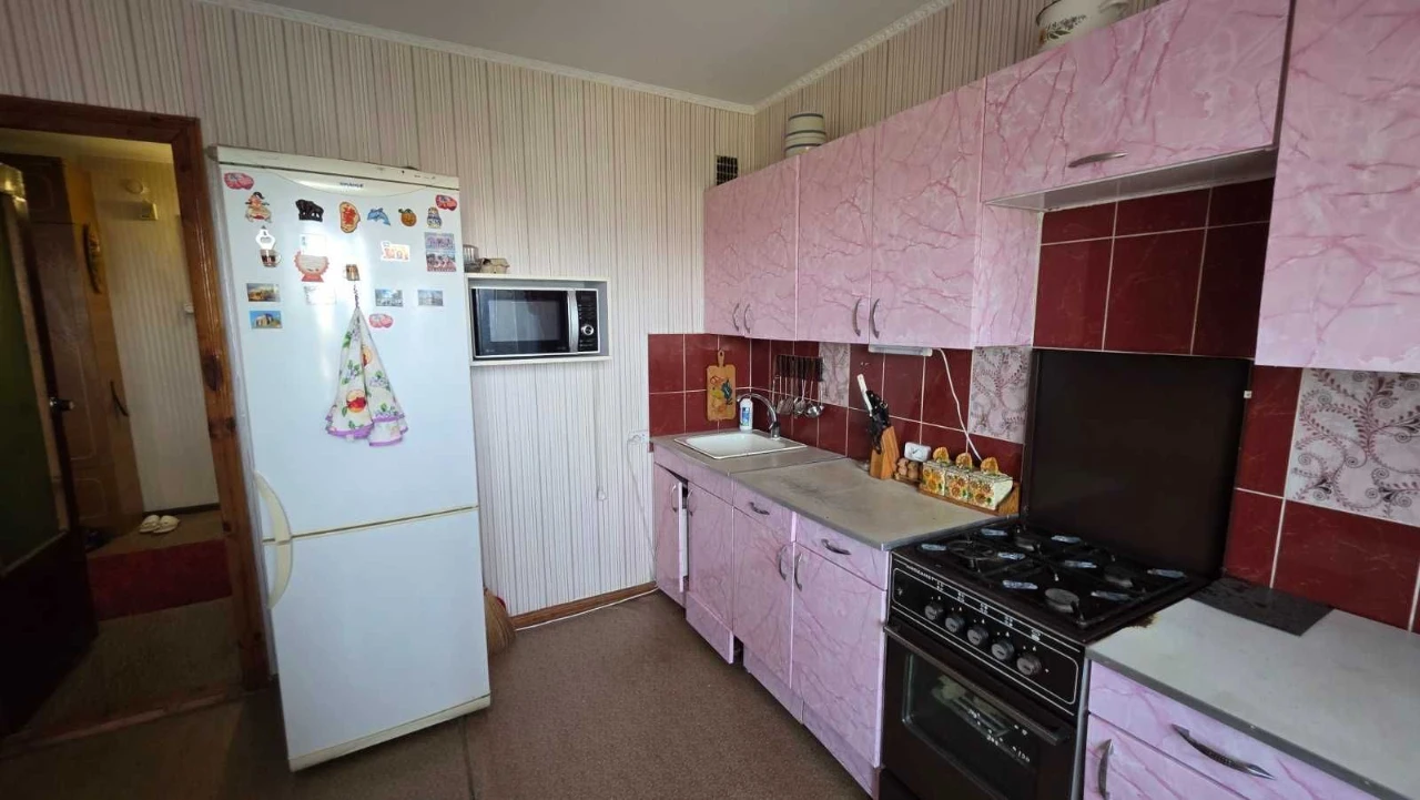 Sale of a 2-room apartment in the city of Smila - Come and live!