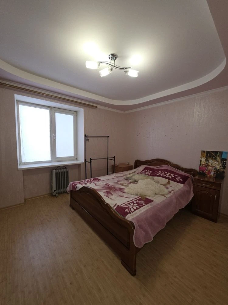 Продам 2 кім. кв. в центрі м. Сміла