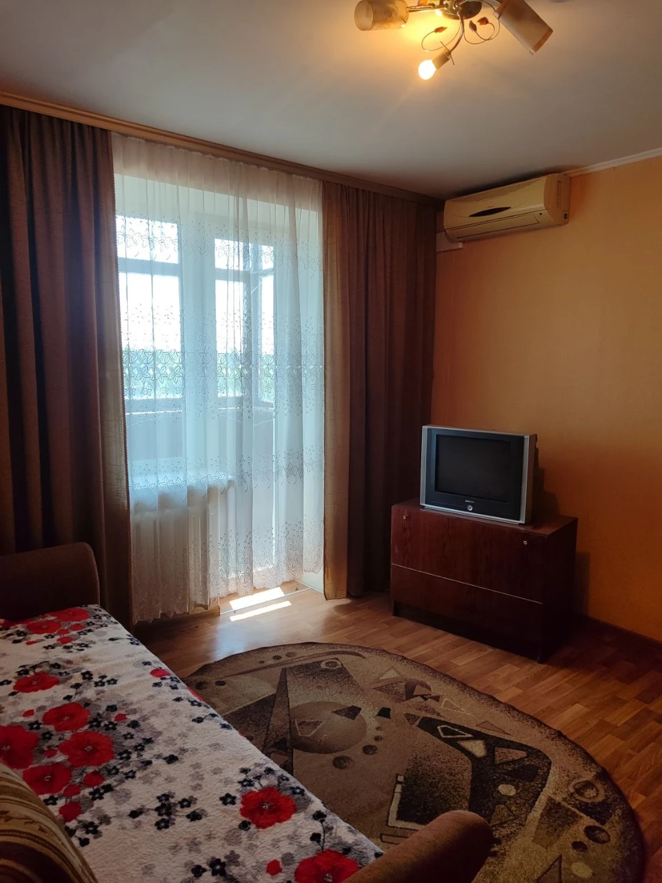 Продам 1 кімнатну в місті Сміла, район Шевченко.
