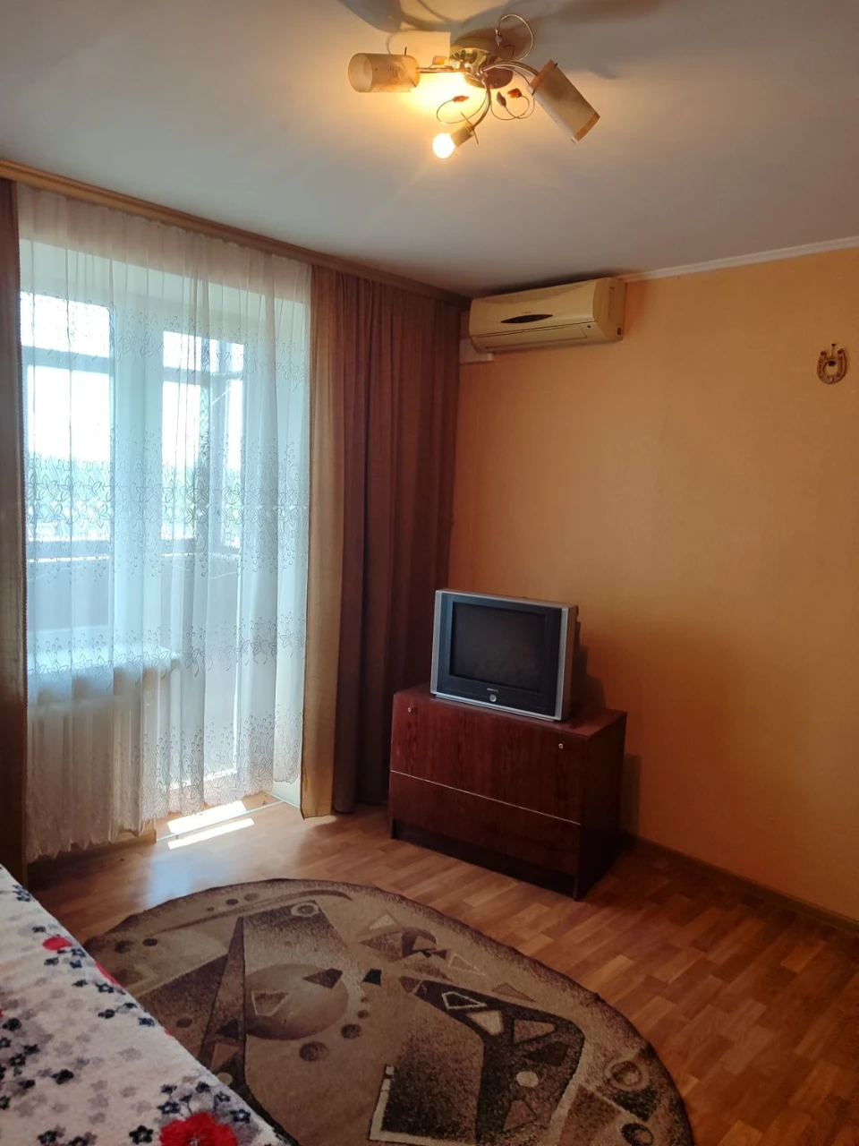 Продам 1 кімнатну в місті Сміла, район Шевченко.