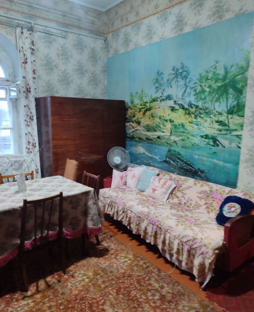Apartment for Sale: 2-room apartment in the city of Smiylo, Шевченко district.