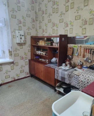 Apartment for Sale: 2-room apartment in the city of Smiylo, Шевченко district.