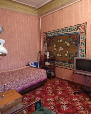 Apartment for Sale: 2-room apartment in the city of Smiylo, Шевченко district.