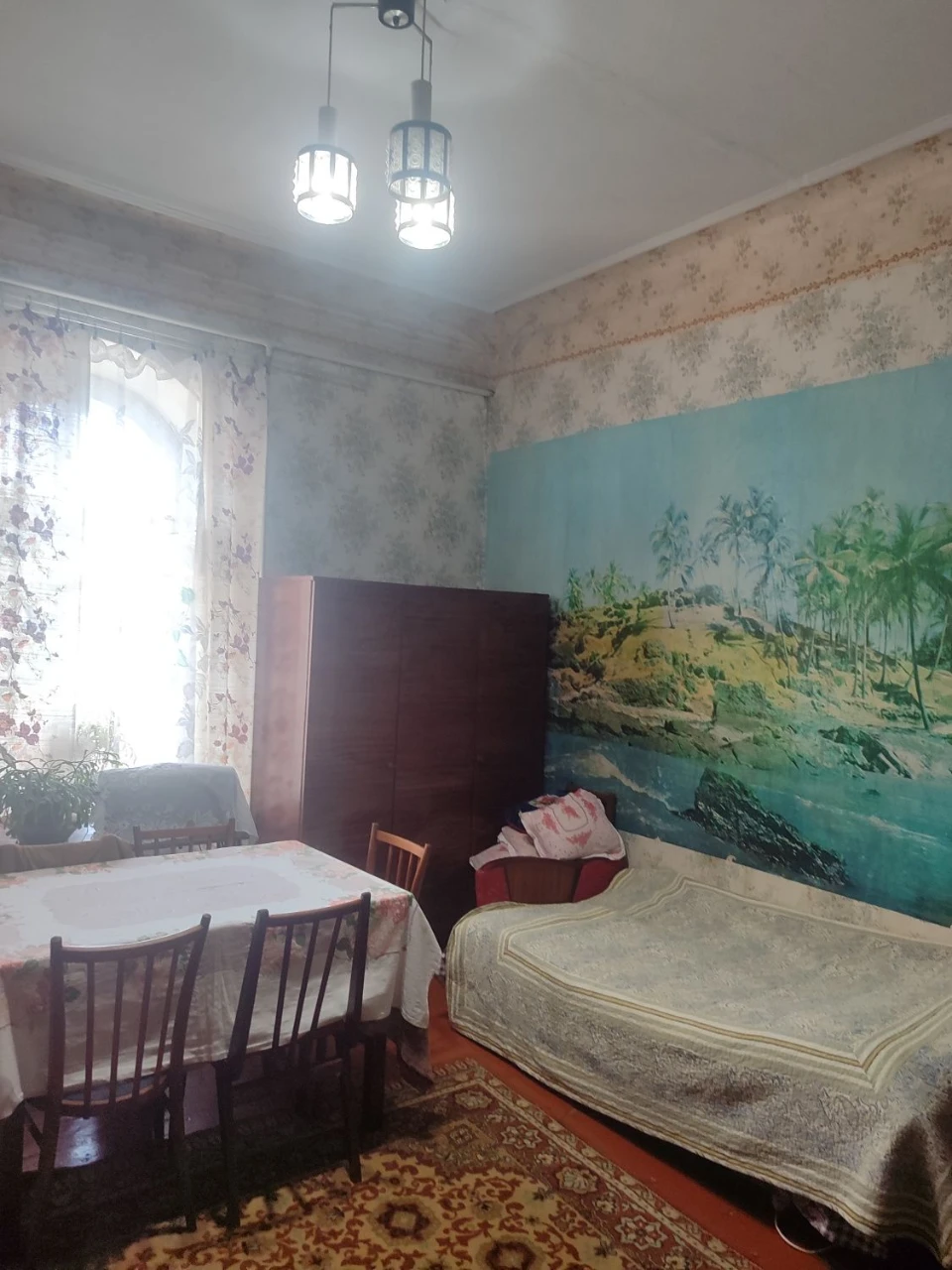 Apartment for Sale: 2-room apartment in the city of Smiylo, Шевченко district.