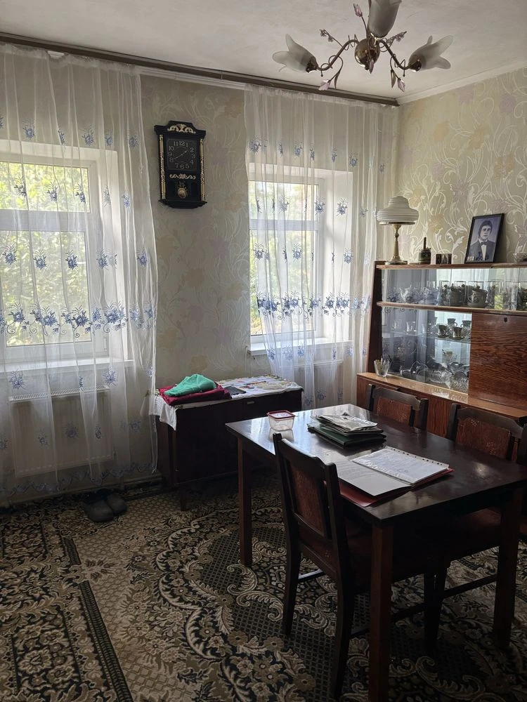 Продається квартира в районі Міщанської церкви!