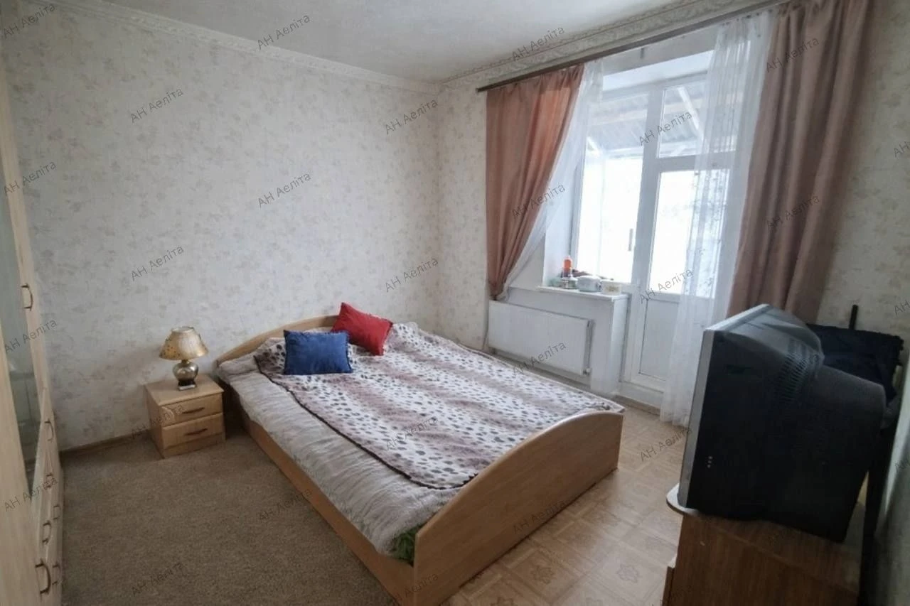 For sale 4-bedroom apartment 92m² in the DOS area