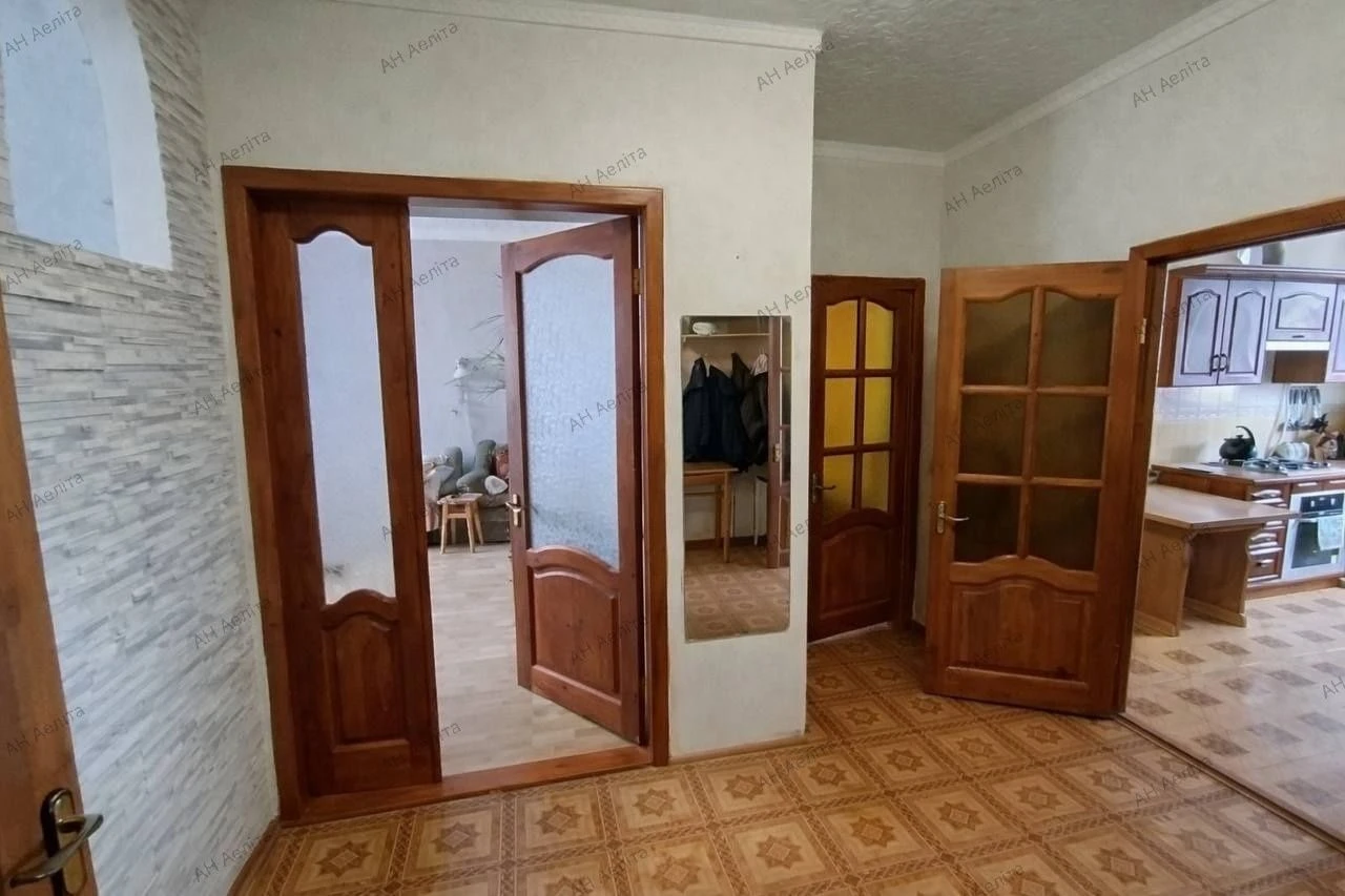 For sale 4-bedroom apartment 92m² in the DOS area