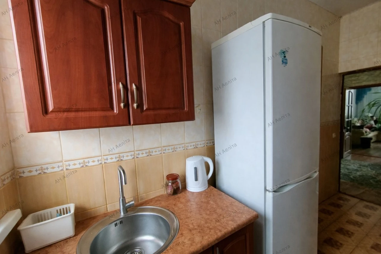 For sale 4-bedroom apartment 92m² in the DOS area