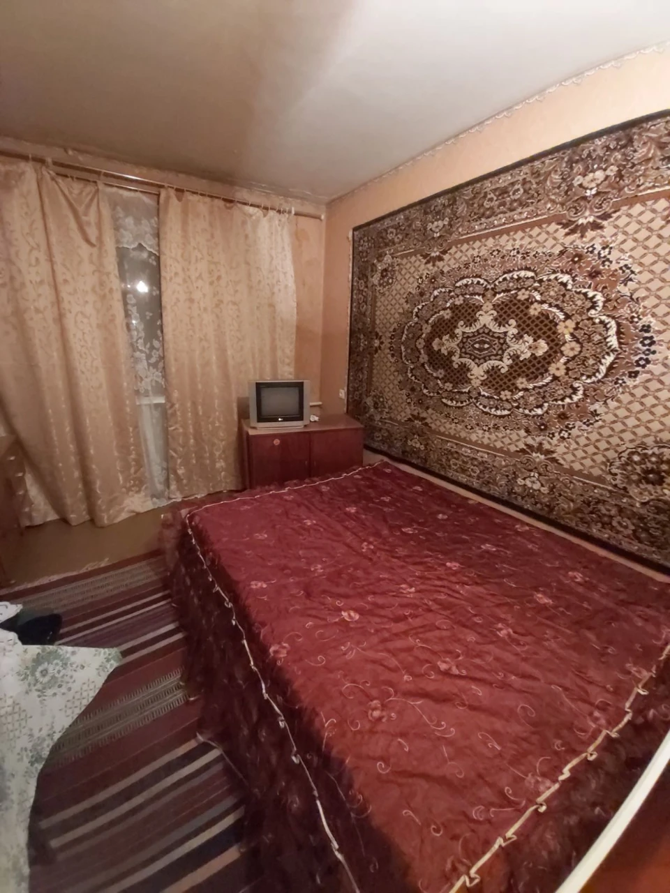Продам квартиру біля 14школи