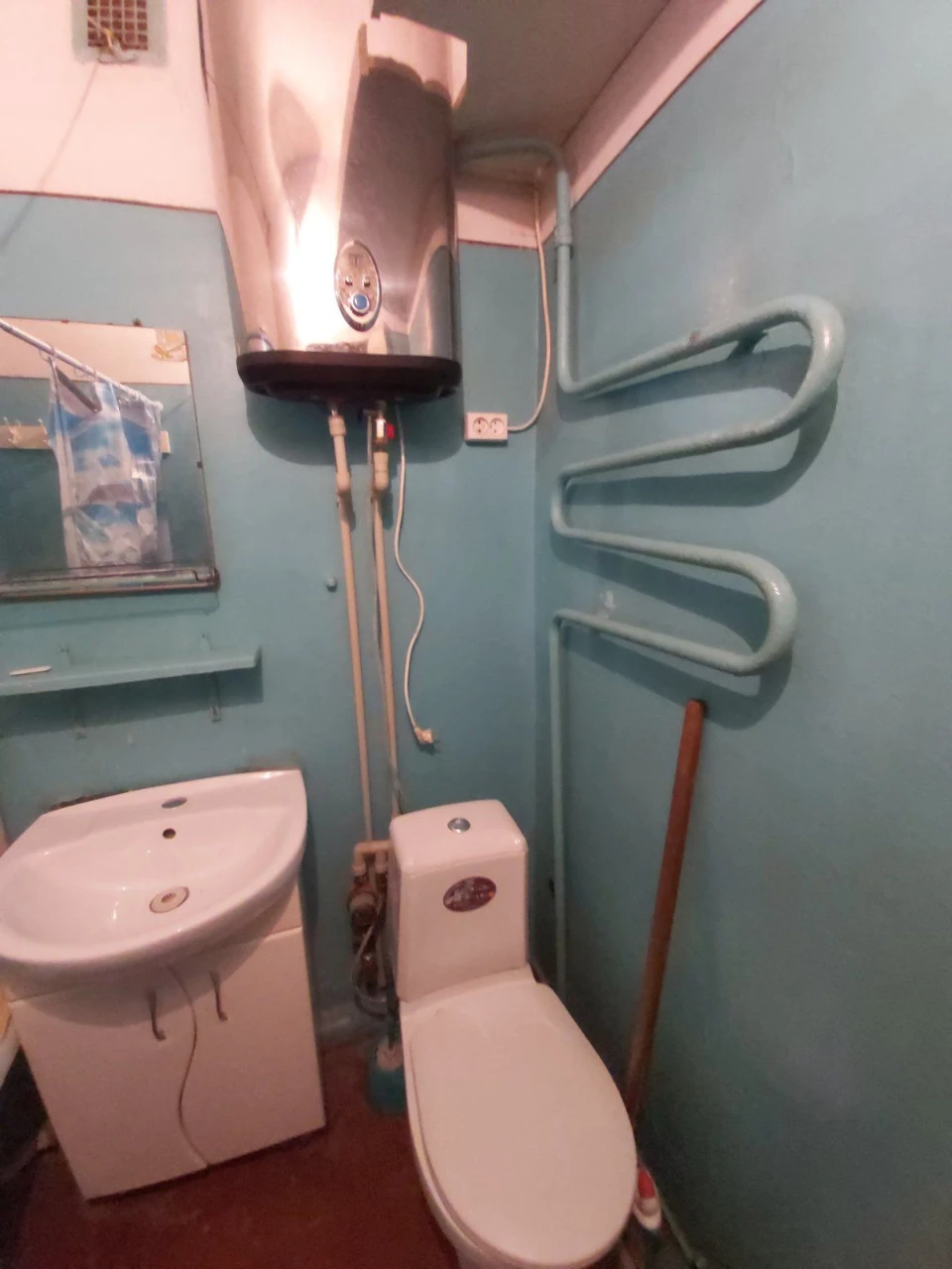 Продам квартиру біля 14школи