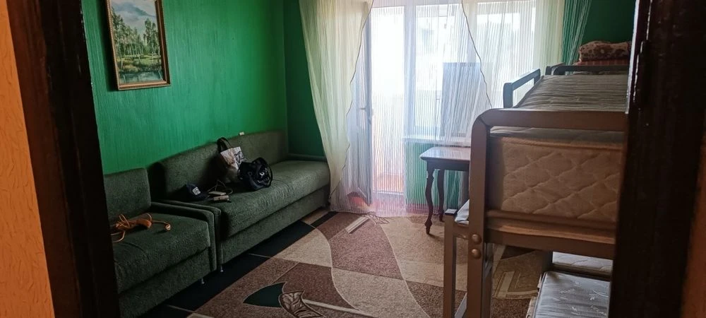 Apartment for sale on Tourist Street!!