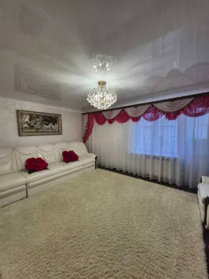 ПРОДАЖ ! двостороння + 2-кім + 67 м² + Індивідуальне опаленн
