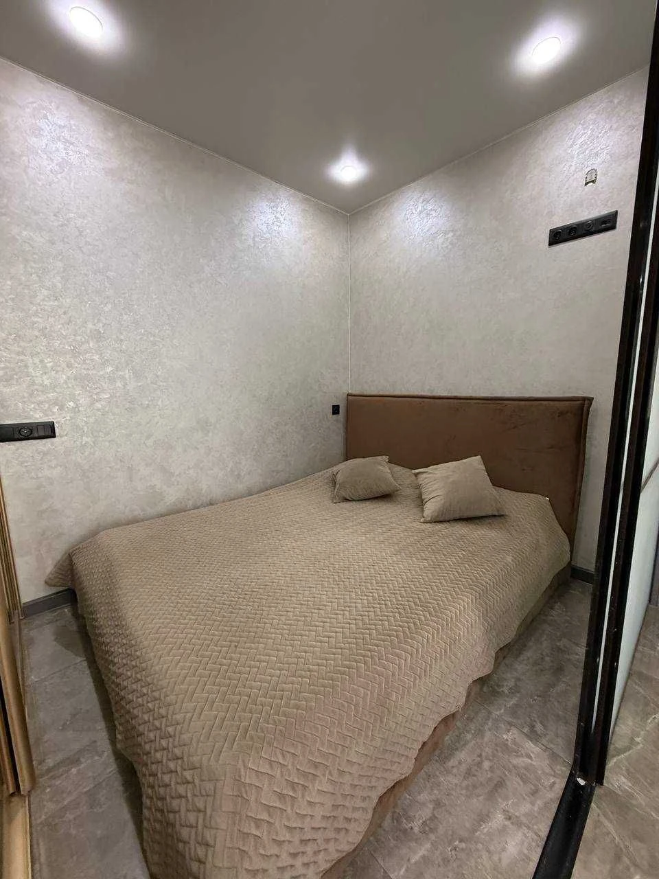 Sale of a modern 1-bedroom apartment in the Grekiv Les residential complex