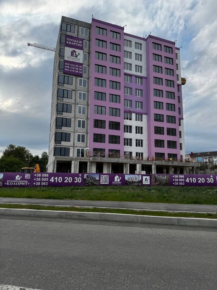 Apartment for sale in the "Color Palette" residential complex