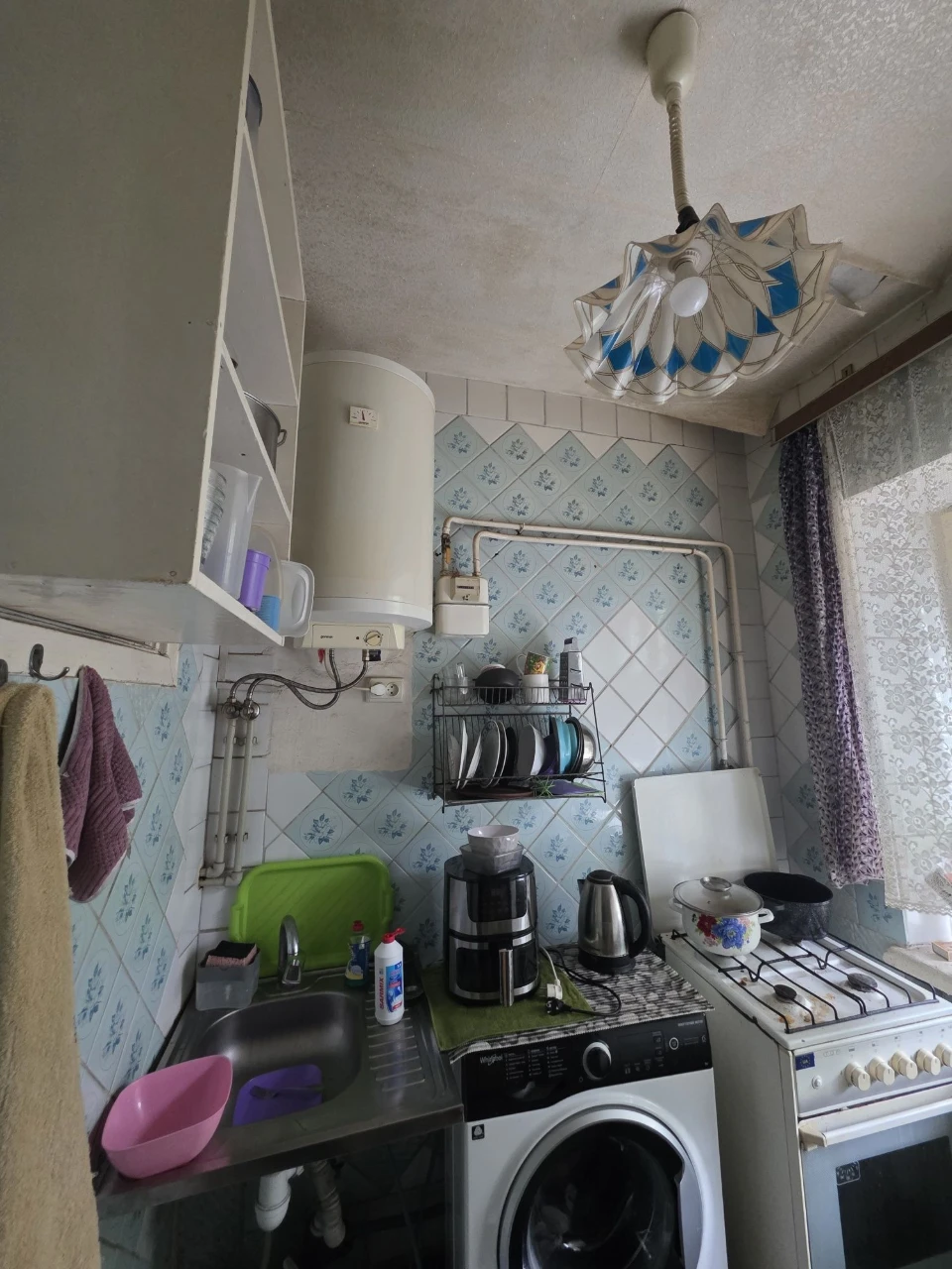 Продаж 2-х кім.кв.(Тищика)