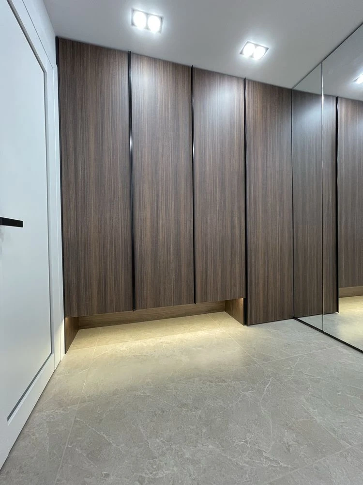One-Bedroom Apartment, New Building, City Center