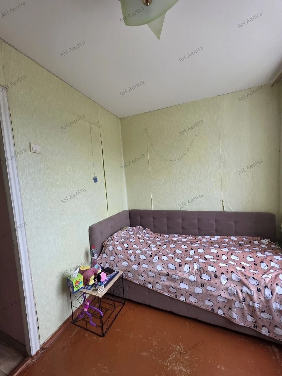 Продається 3х кімнатна квартира 60м². р-н 14 школи