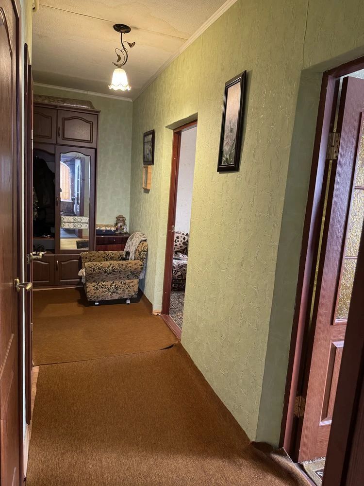 Продам 2-кімн. квартиру з гаражем м.Умань, вул. Єднання