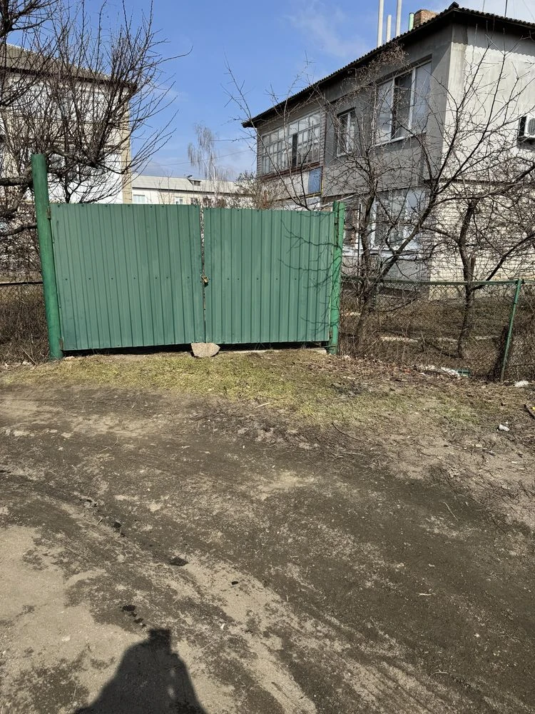 Продам 2-кімн. квартиру з гаражем м.Умань, вул. Єднання