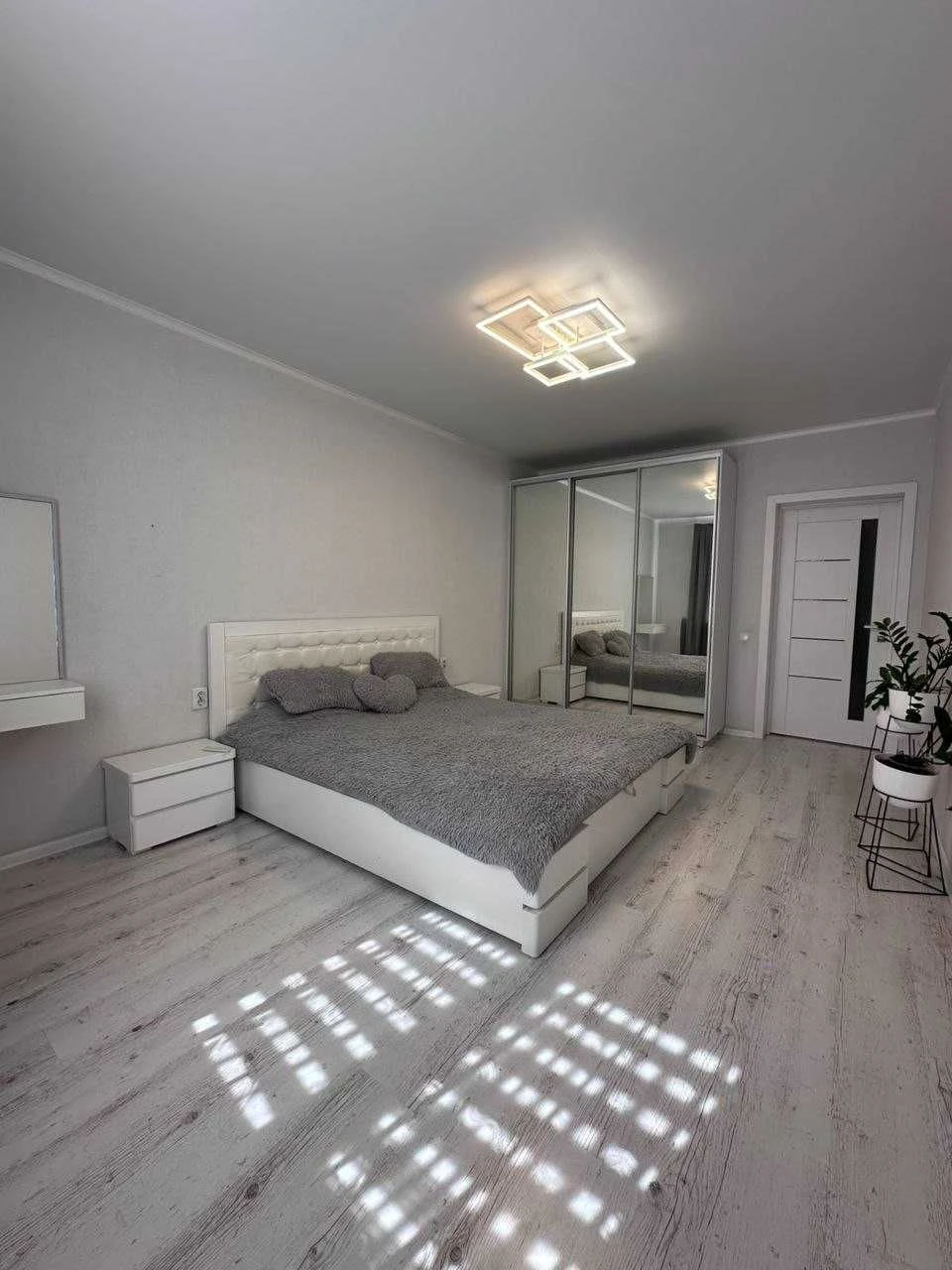 Sale of a 3-room apartment | City of Khrystynivka