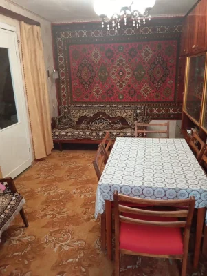 Продається 3-кімнатна квартира в центрі міста Шпола