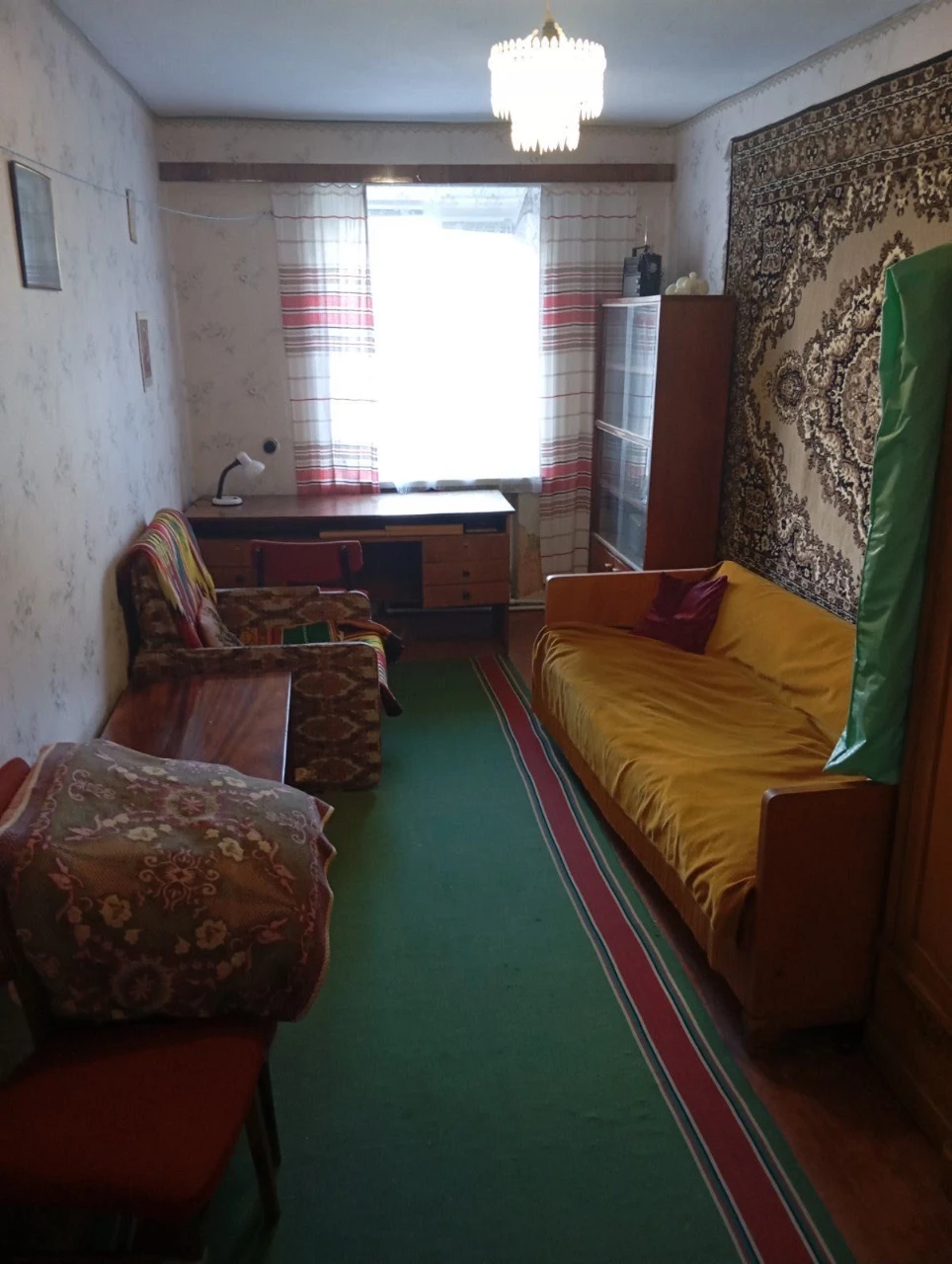 Продається 3-кімнатна квартира в центрі міста Шпола