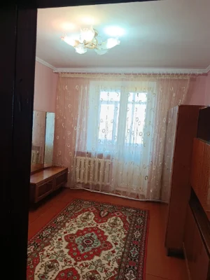 Продажа трехкомнатной чешской квартиры в центре города.