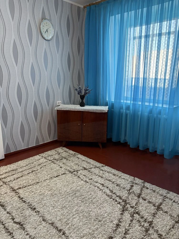 Продам малосімейку, центр, свіжий  косметичний ремонт