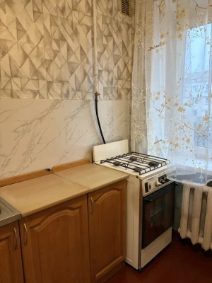 Продам малосімейку, центр, свіжий  косметичний ремонт
