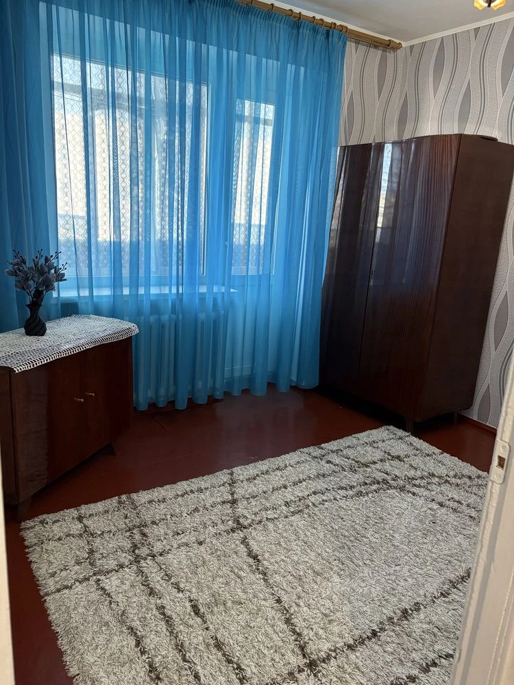 Продам малосімейку, центр, свіжий  косметичний ремонт