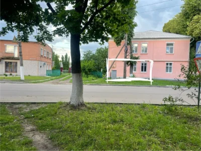 Квартира в центрі міста! Можна під комерцію ! Гарне розташув