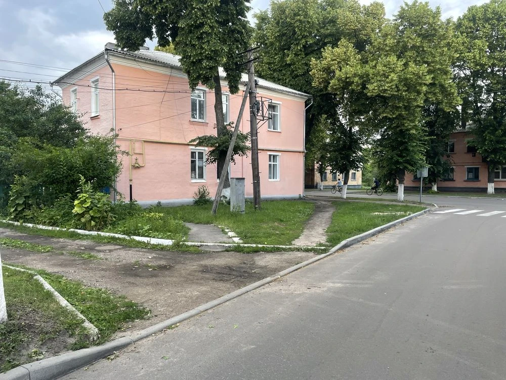 Квартира в центрі міста! Можна під комерцію ! Гарне розташув