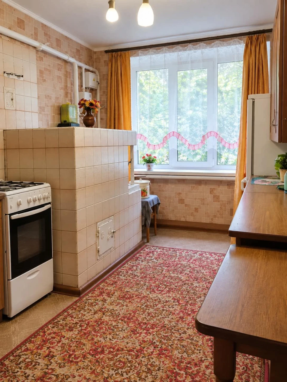 Продам 2-кімн. квартиру з меблями та технікою в с. Ядути.