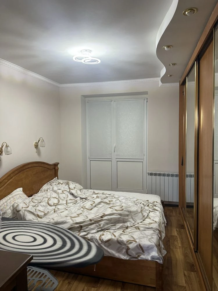 For Sale 4-room apartment in the city center