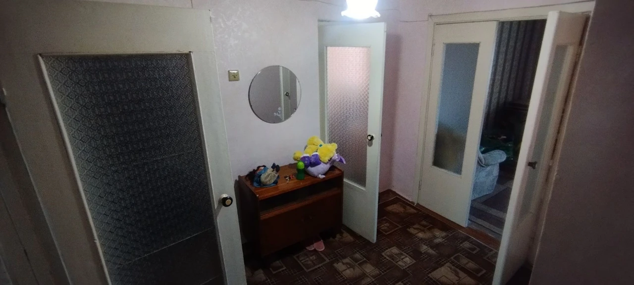 Продаж 3-х кімнатної квартири, м. Мена