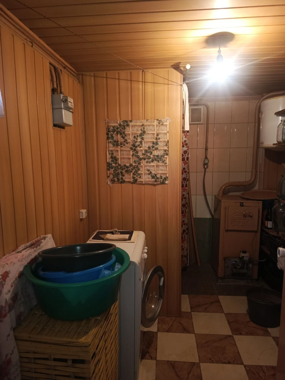 Продаж квартири 68 м² із зем. ділянкою  в Мені