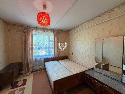 Продам 3- ри кімнатну квартиру в м. Мена (вул. Корольова)