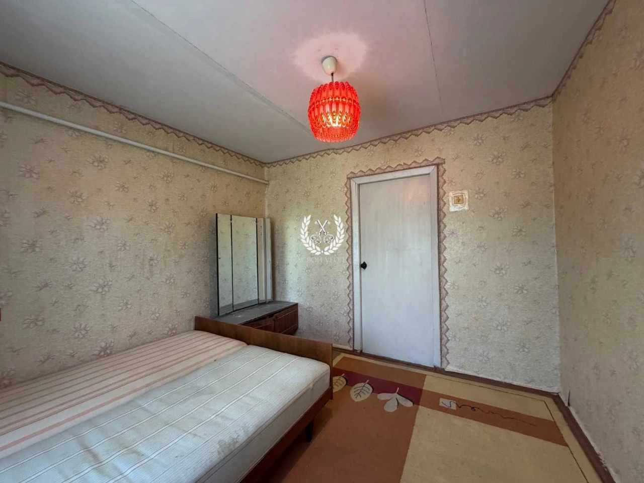Продам 3- ри кімнатну квартиру в м. Мена (вул. Корольова)