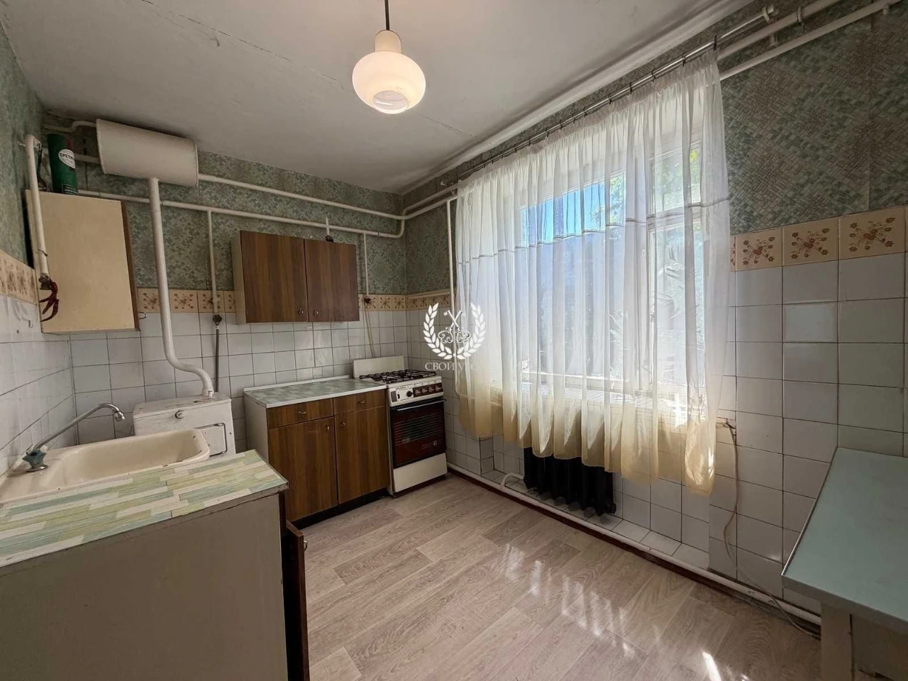 Продам 3- ри кімнатну квартиру в м. Мена (вул. Корольова)