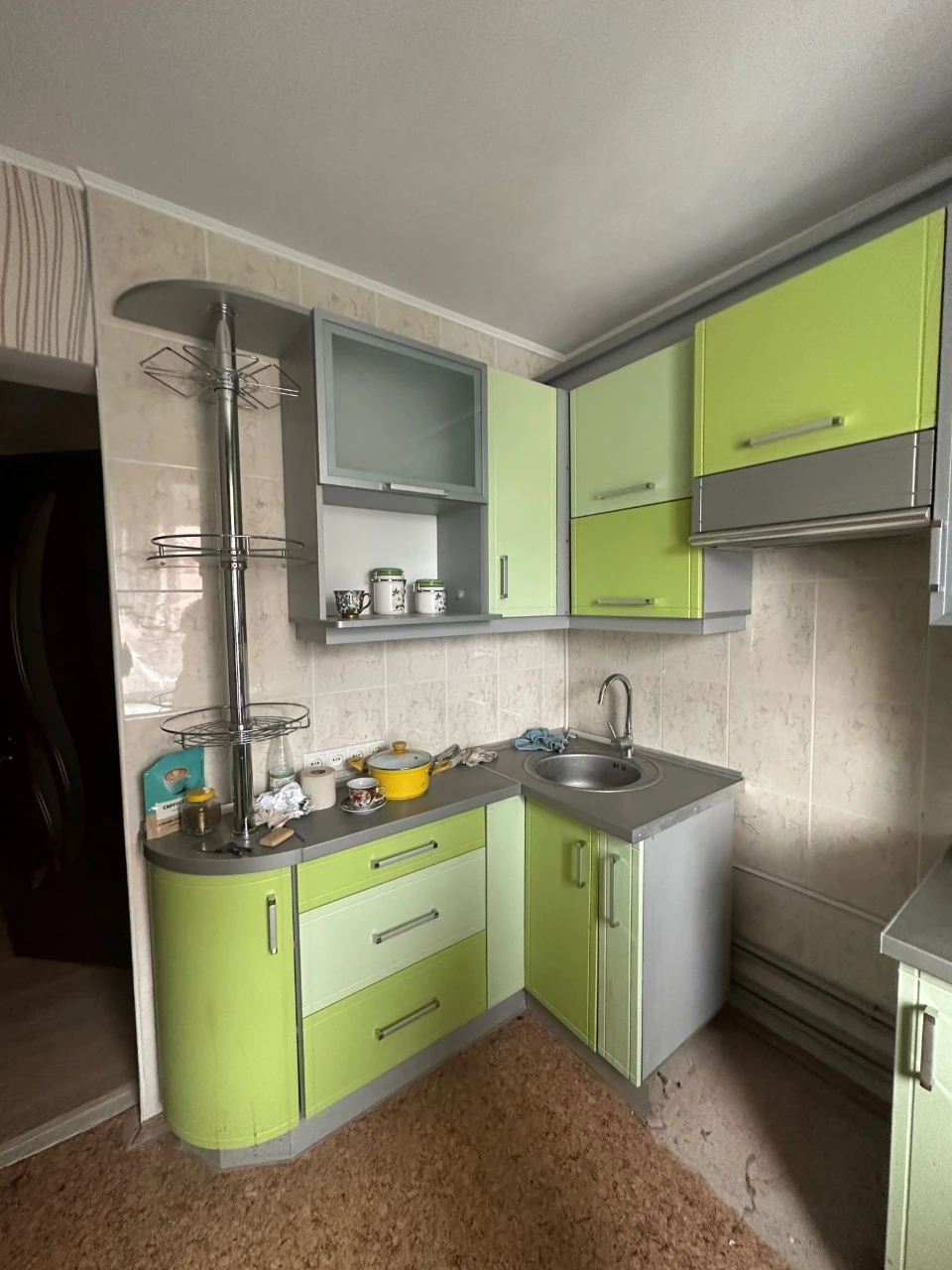 Apartment with renovated interior, Novgorod-Seversky
