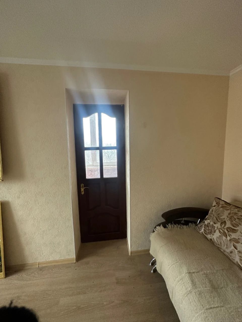 Apartment with renovated interior, Novgorod-Seversky
