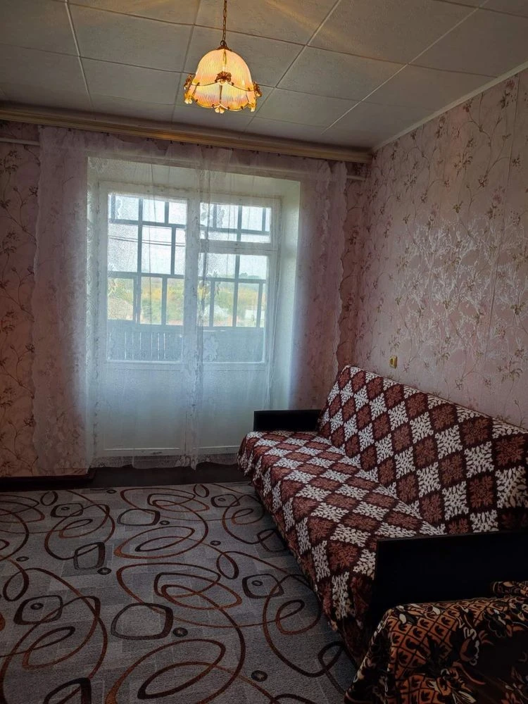 продам квартиру район 6-ї школи