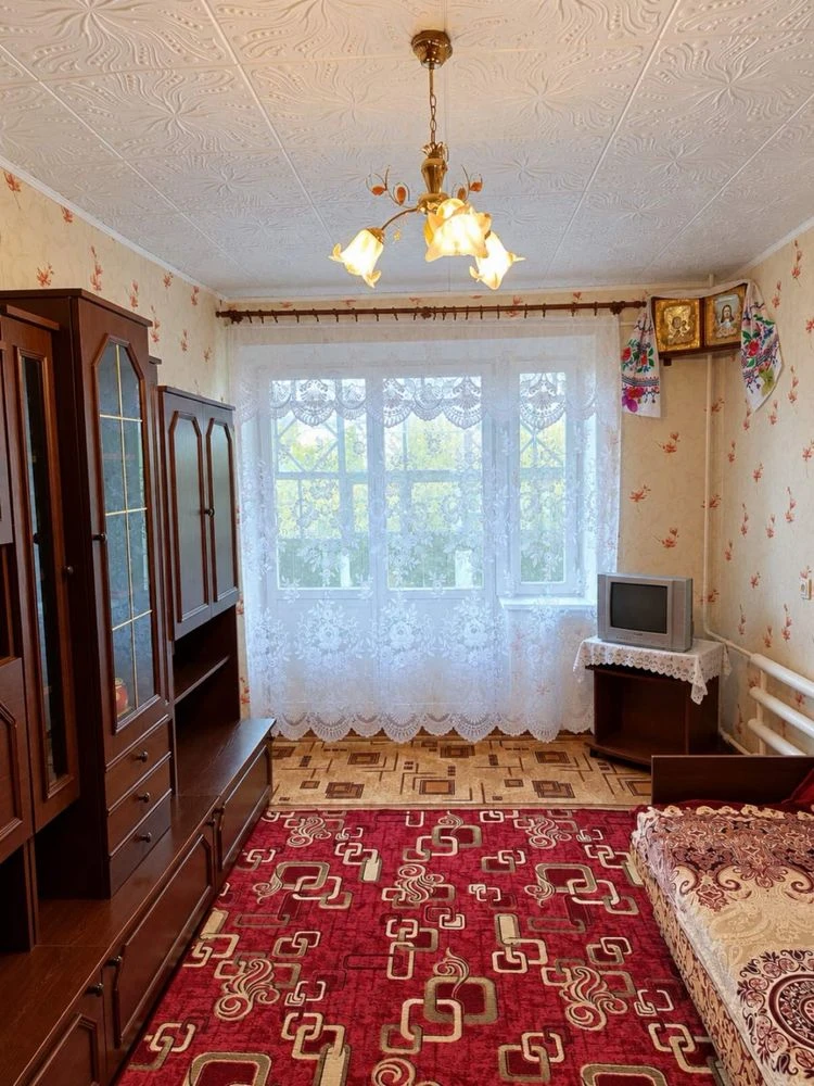 продам квартиру район 6-ї школи