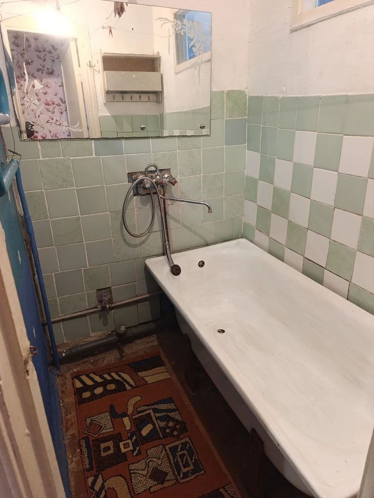 2-bedroom apartment for sale in the center of Pryluky.