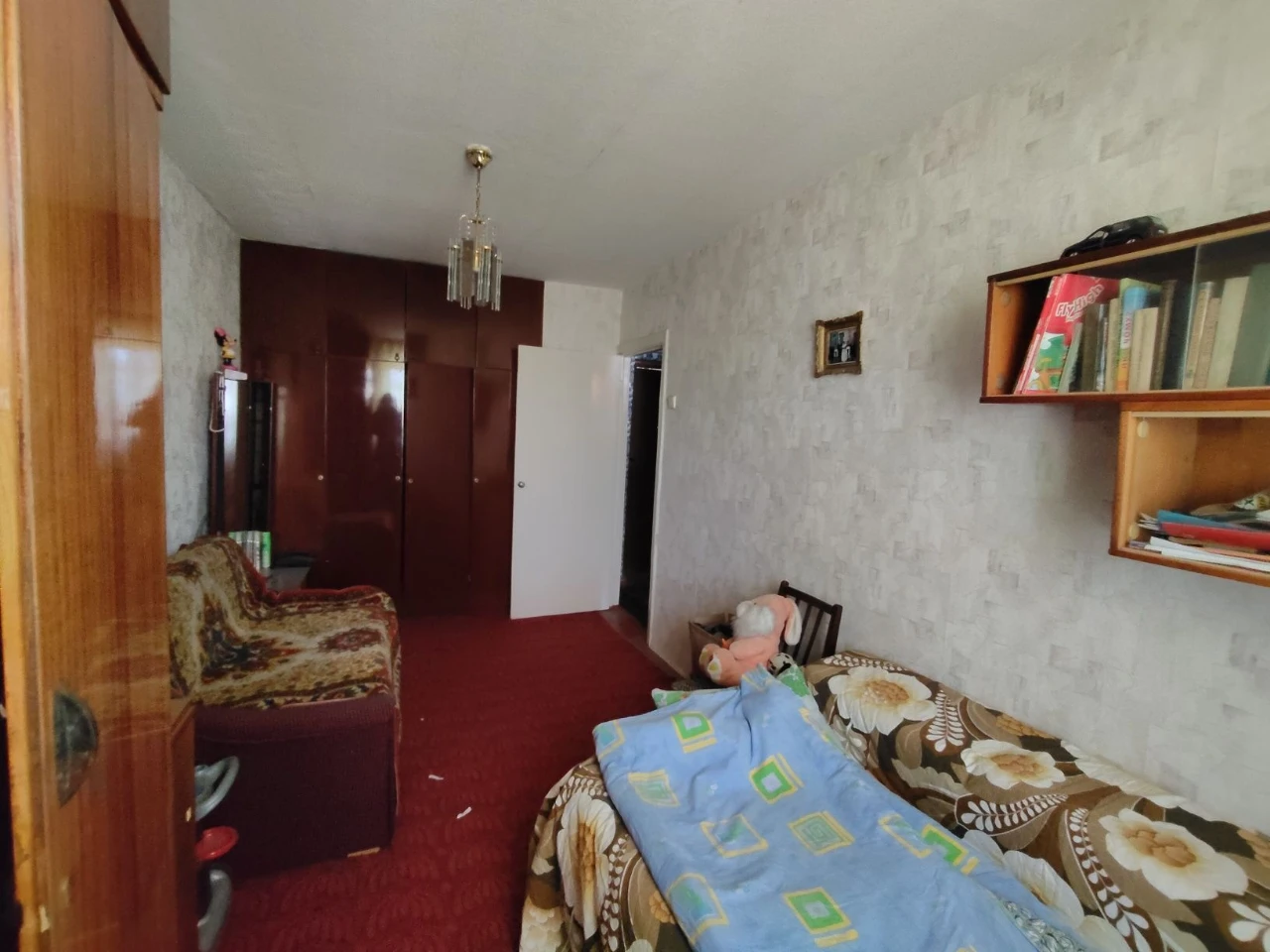 Продаж 2-кімнатної квартири з індивідуальним опаленням, цент